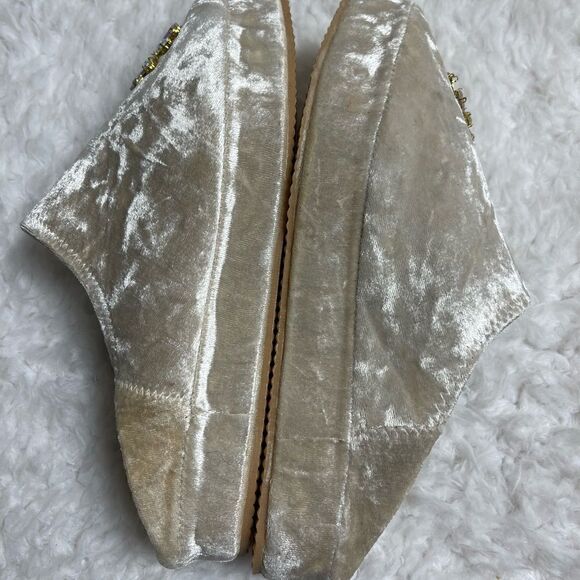 Moroccan Asala beige velvet leather slippers with jewels brooch accent EUR SZ37 - Picture 4 of 8